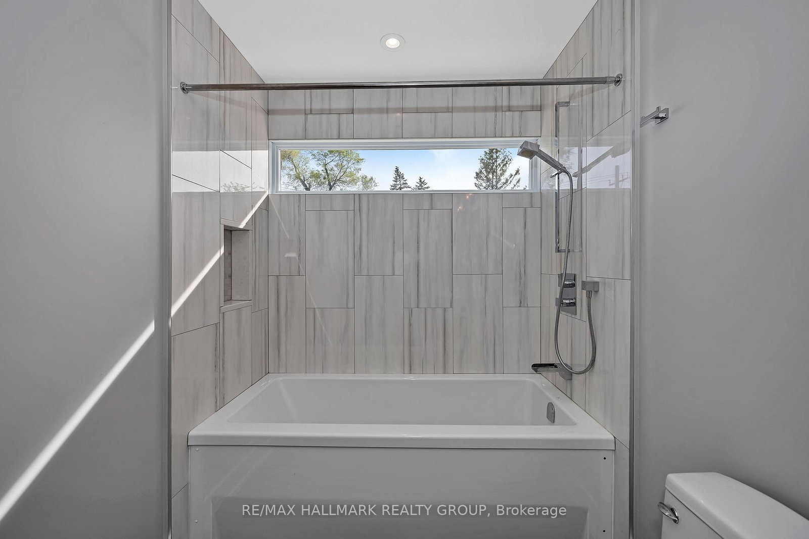 88 Withrow Avenue • Ottawa, ON photo 26