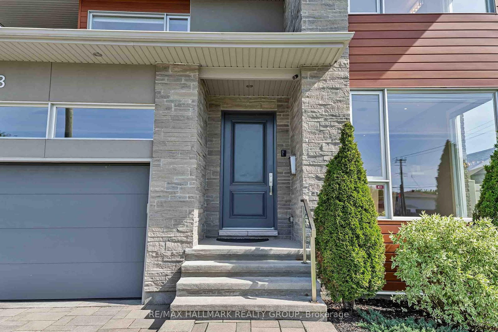 88 Withrow Avenue • Ottawa, ON photo 5