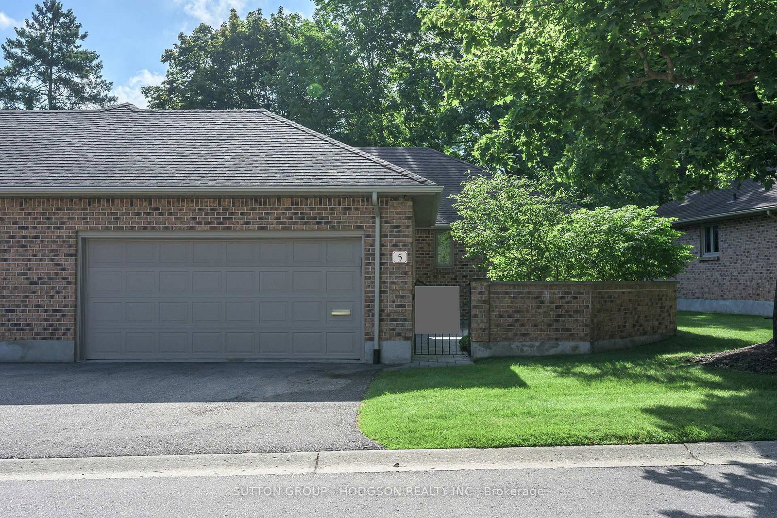 5 - 1443 Commissioners Road, London South