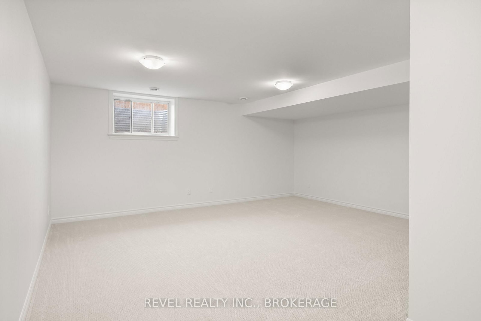 1075 Barrow Avenue • Kingston, ON photo 13