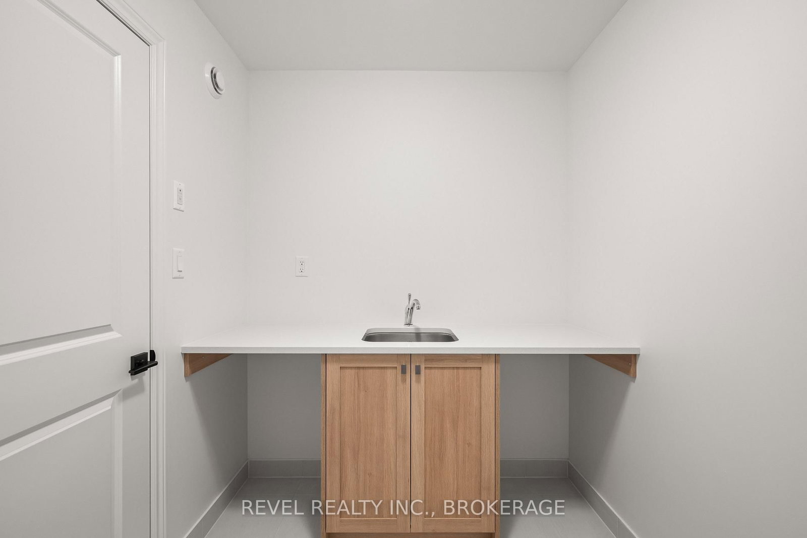 1075 Barrow Avenue • Kingston, ON photo 23