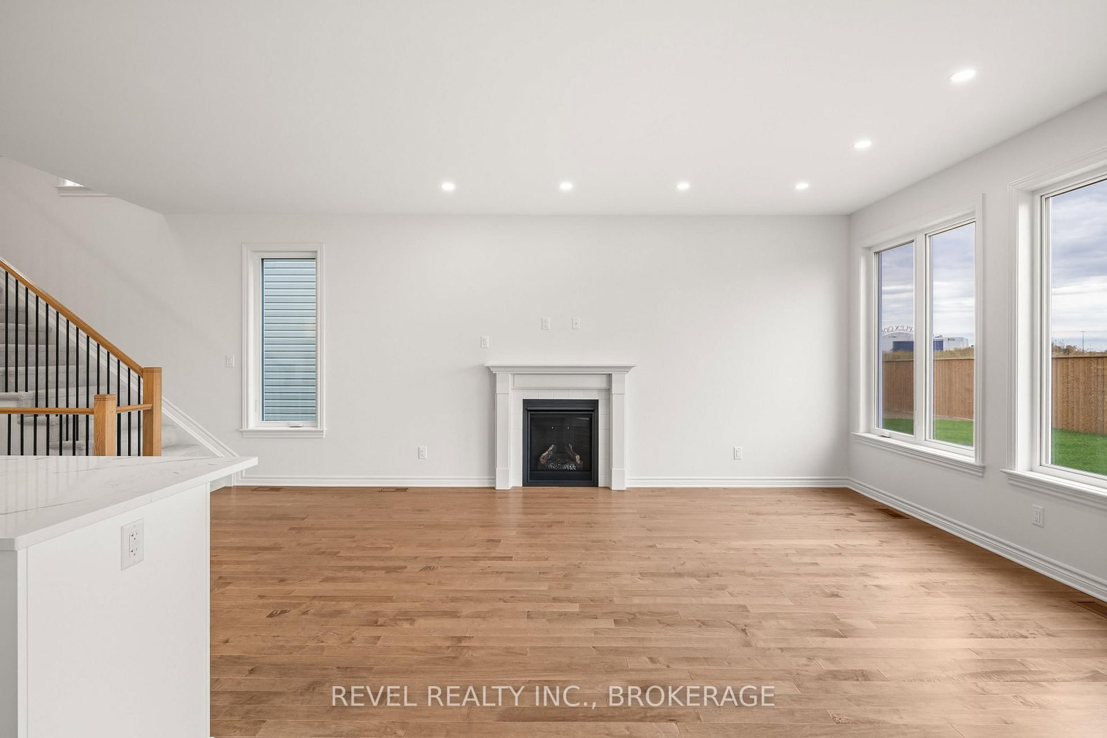 1075 Barrow Avenue • Kingston, ON photo 8