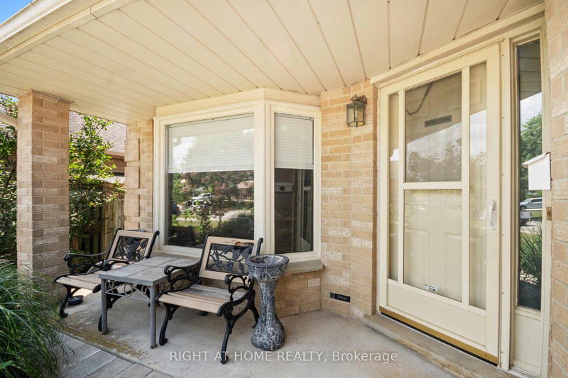 14 Duncan Crescent