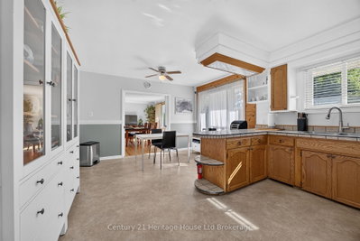 256 Markwell Street — photo 6