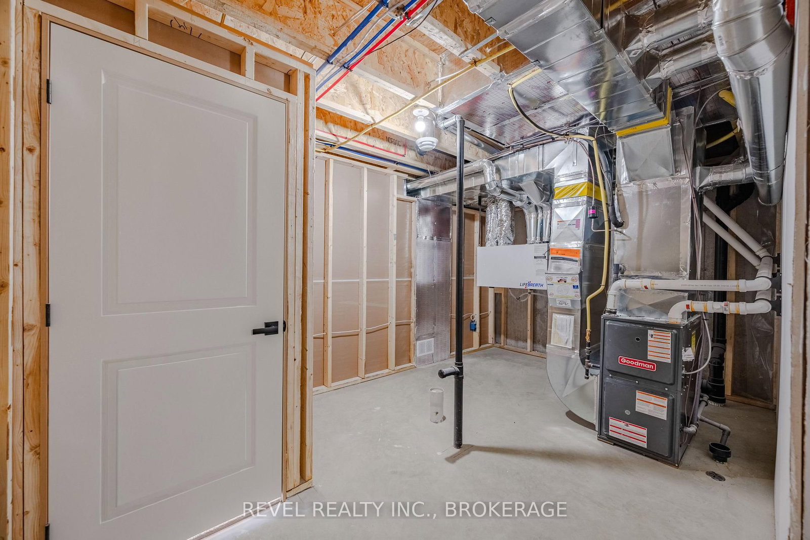 332 Dockside Drive • Kingston, ON photo 26