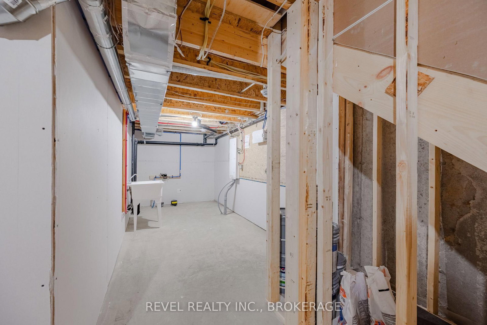 332 Dockside Drive • Kingston, ON photo 27