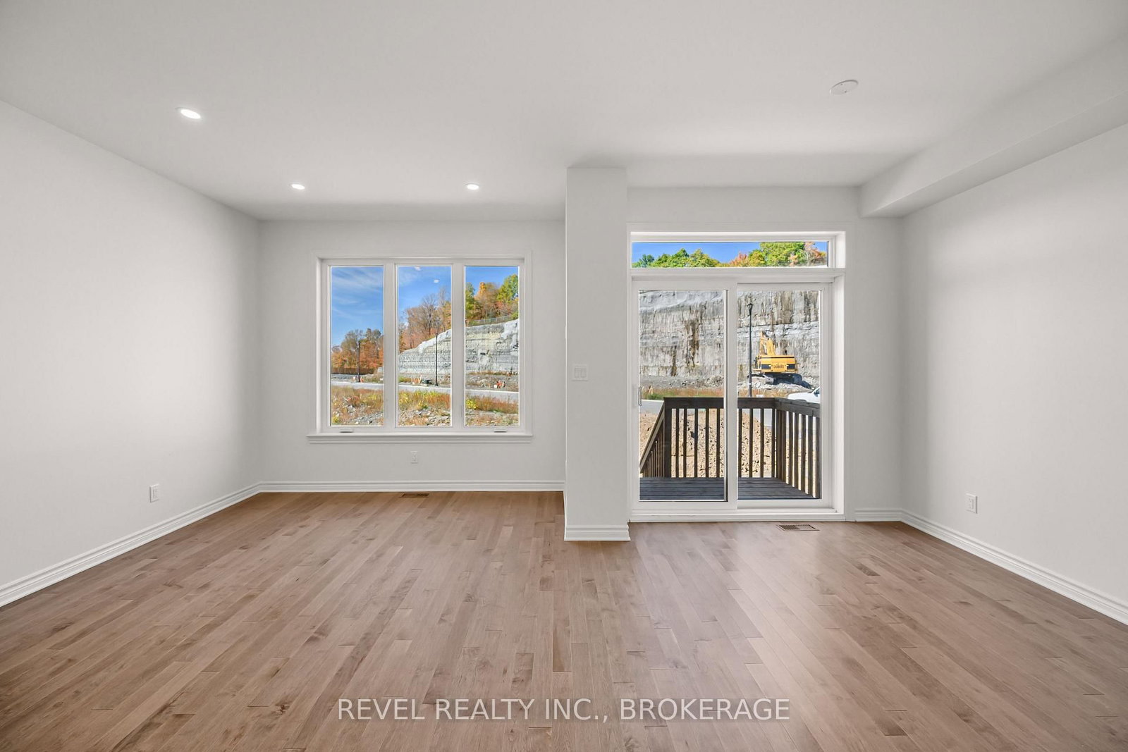 332 Dockside Drive • Kingston, ON photo 9