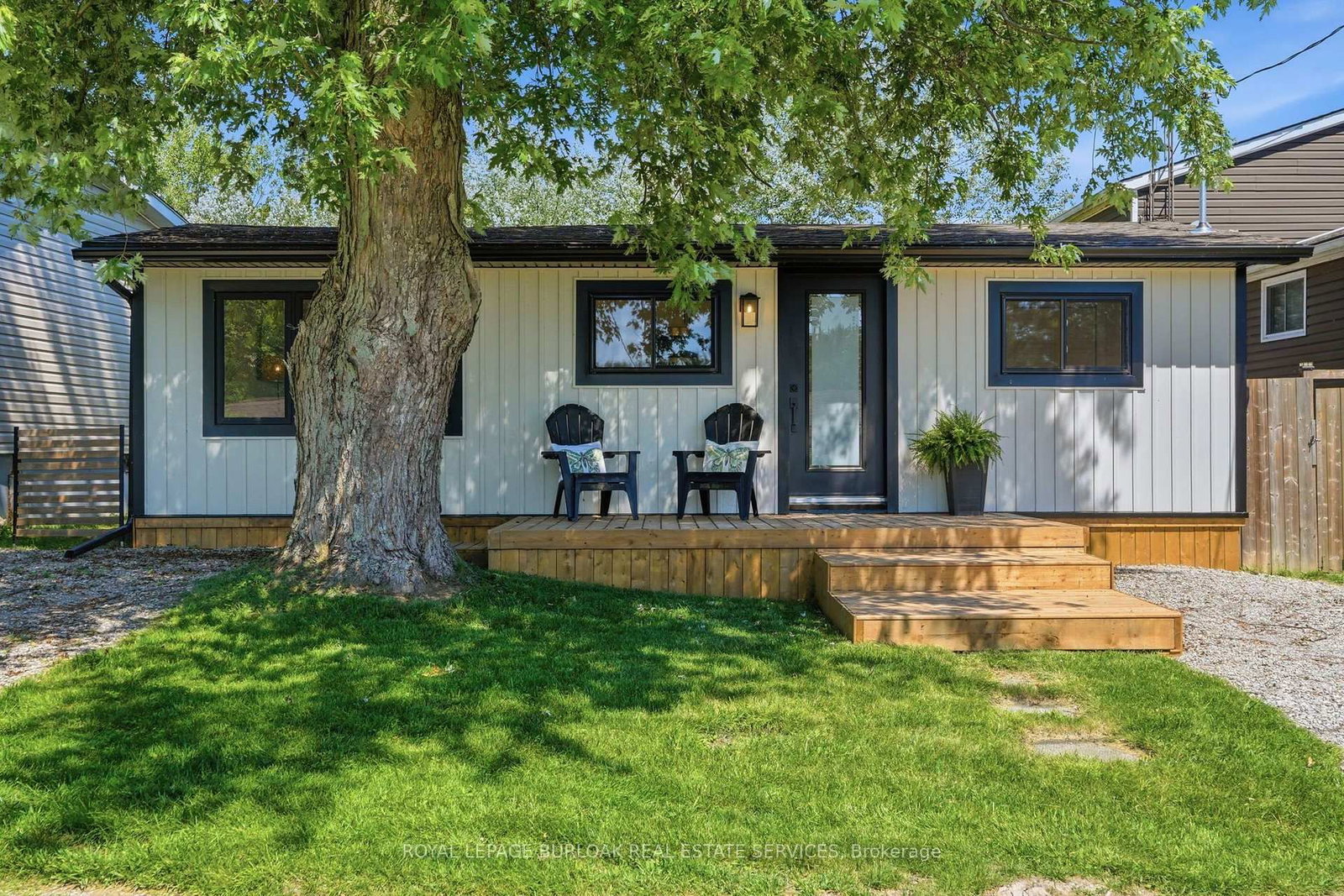 16 Westmoreland Lane • Haldimand, ON photo 1