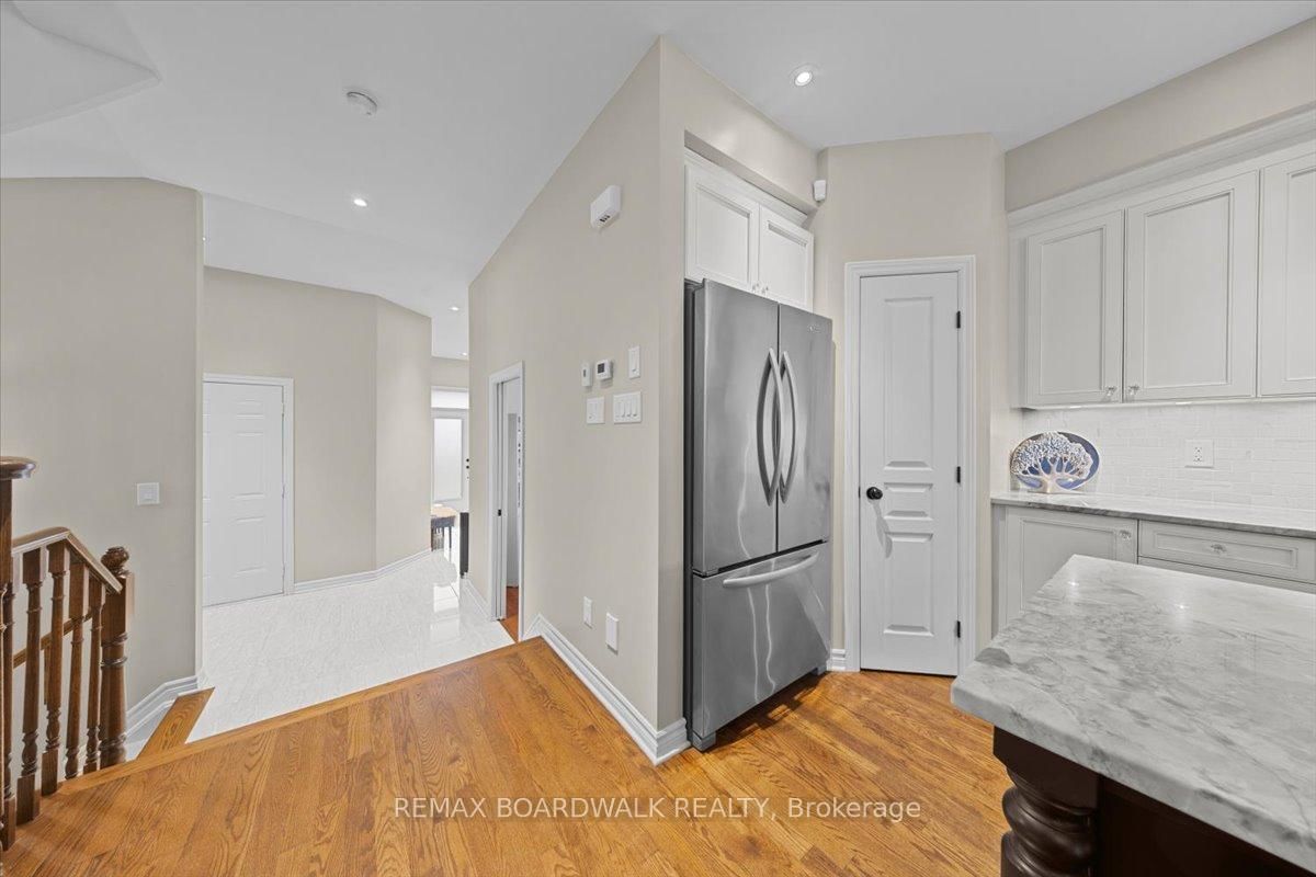 638 GUERNSEY Place • Ottawa, ON photo 15
