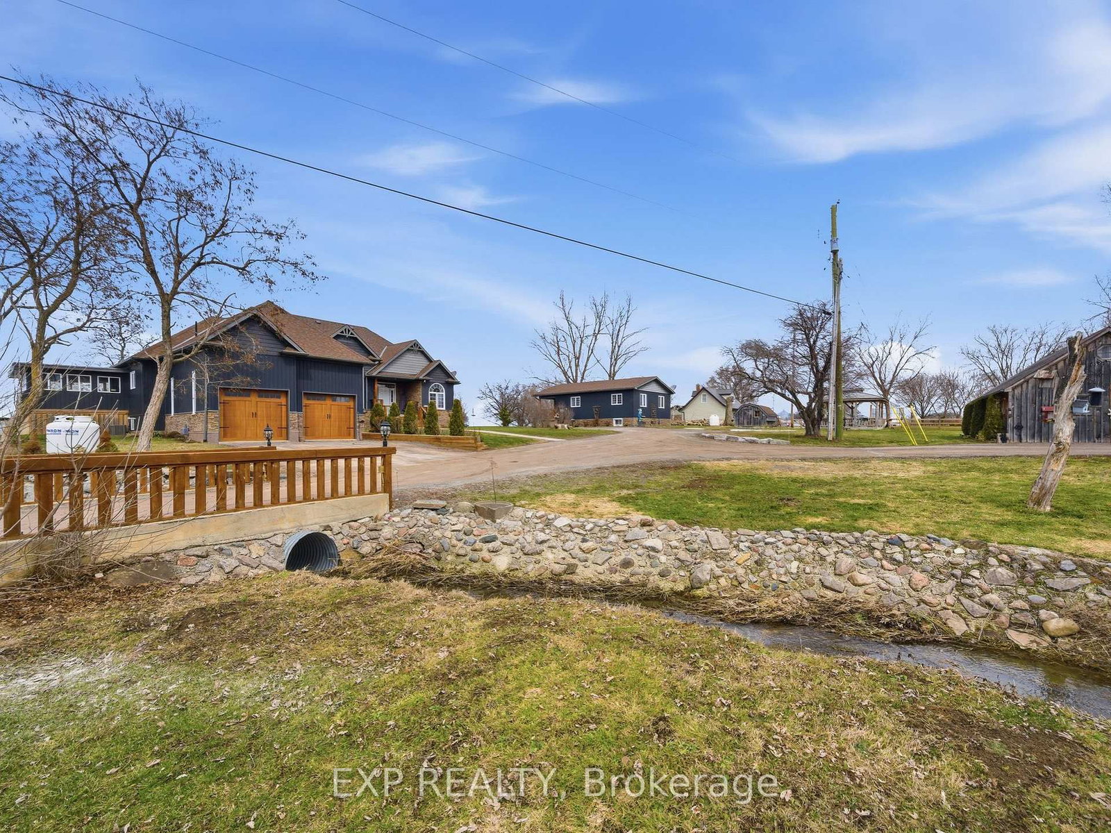 516 Allison Road • Prince Edward County, ON photo 3