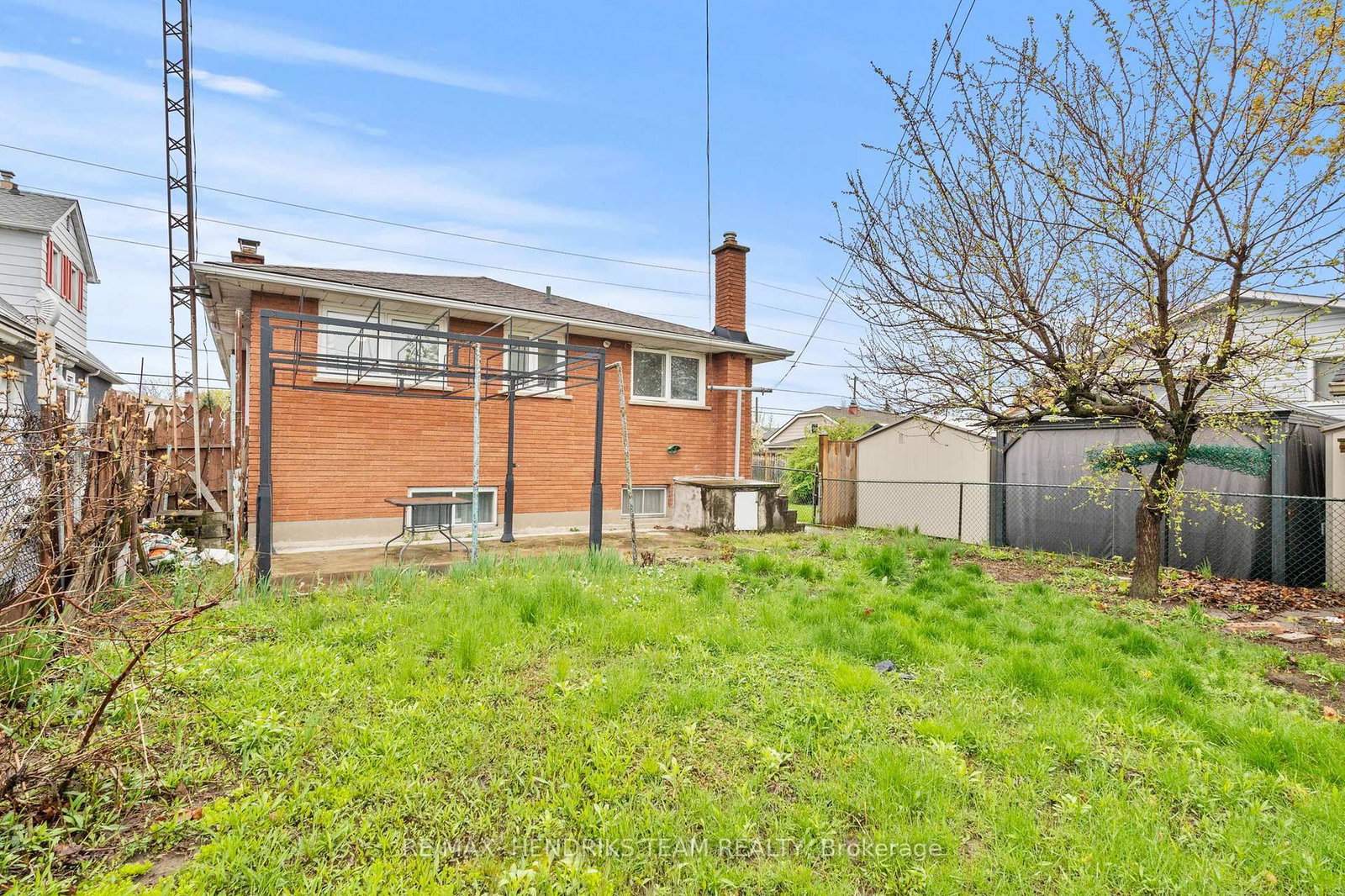 247 Grantham Avenue • St. Catharines, ON photo 37