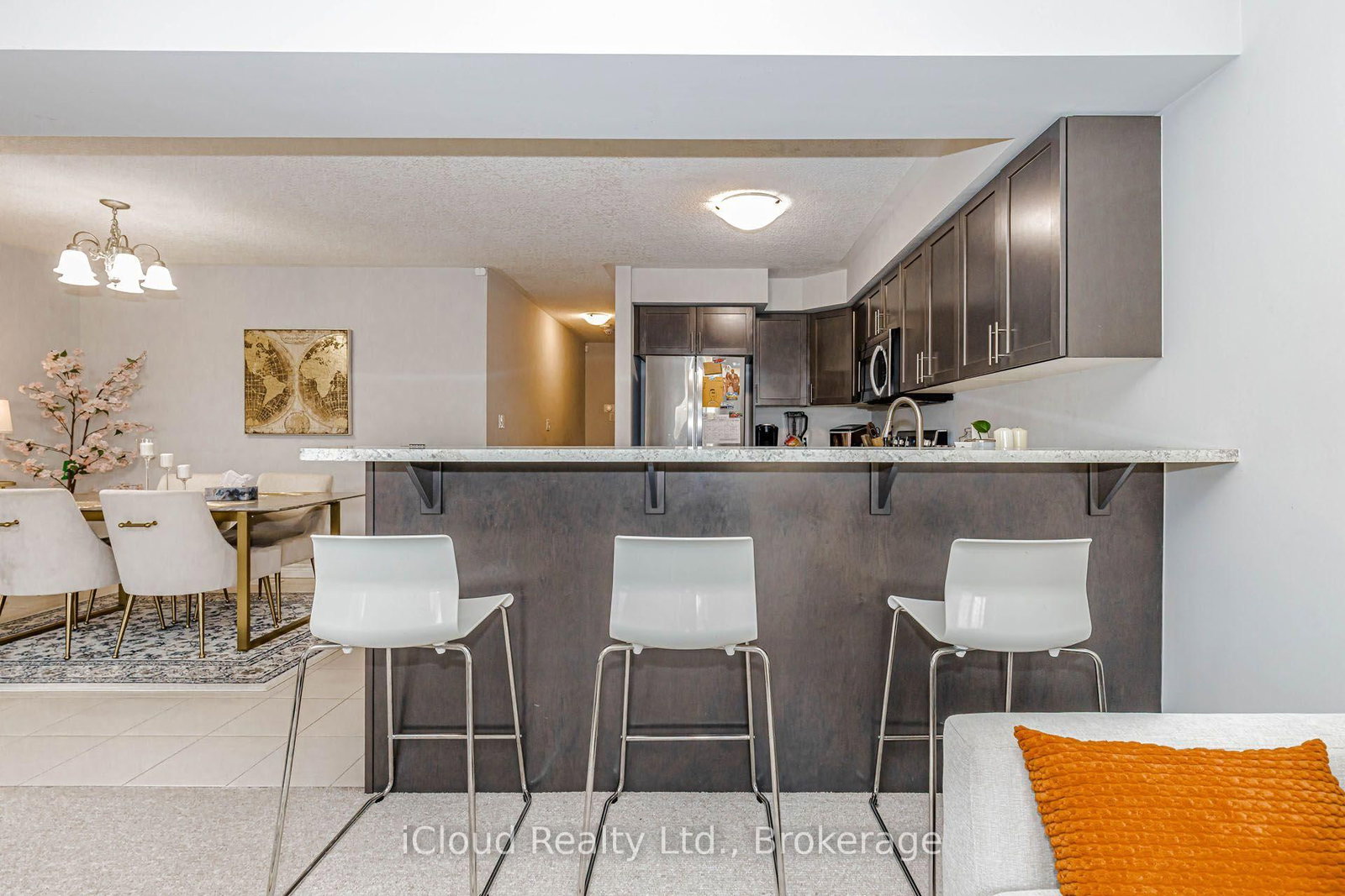 66 Cittadella Boulevard • Hamilton, ON photo 10