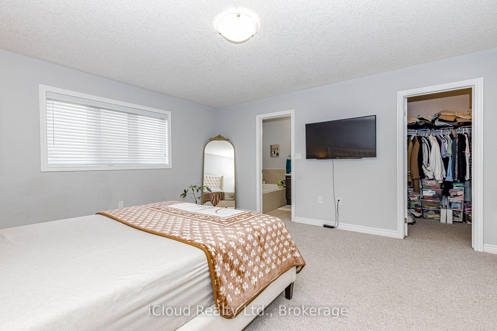 66 Cittadella Boulevard • Hamilton, ON photo 32