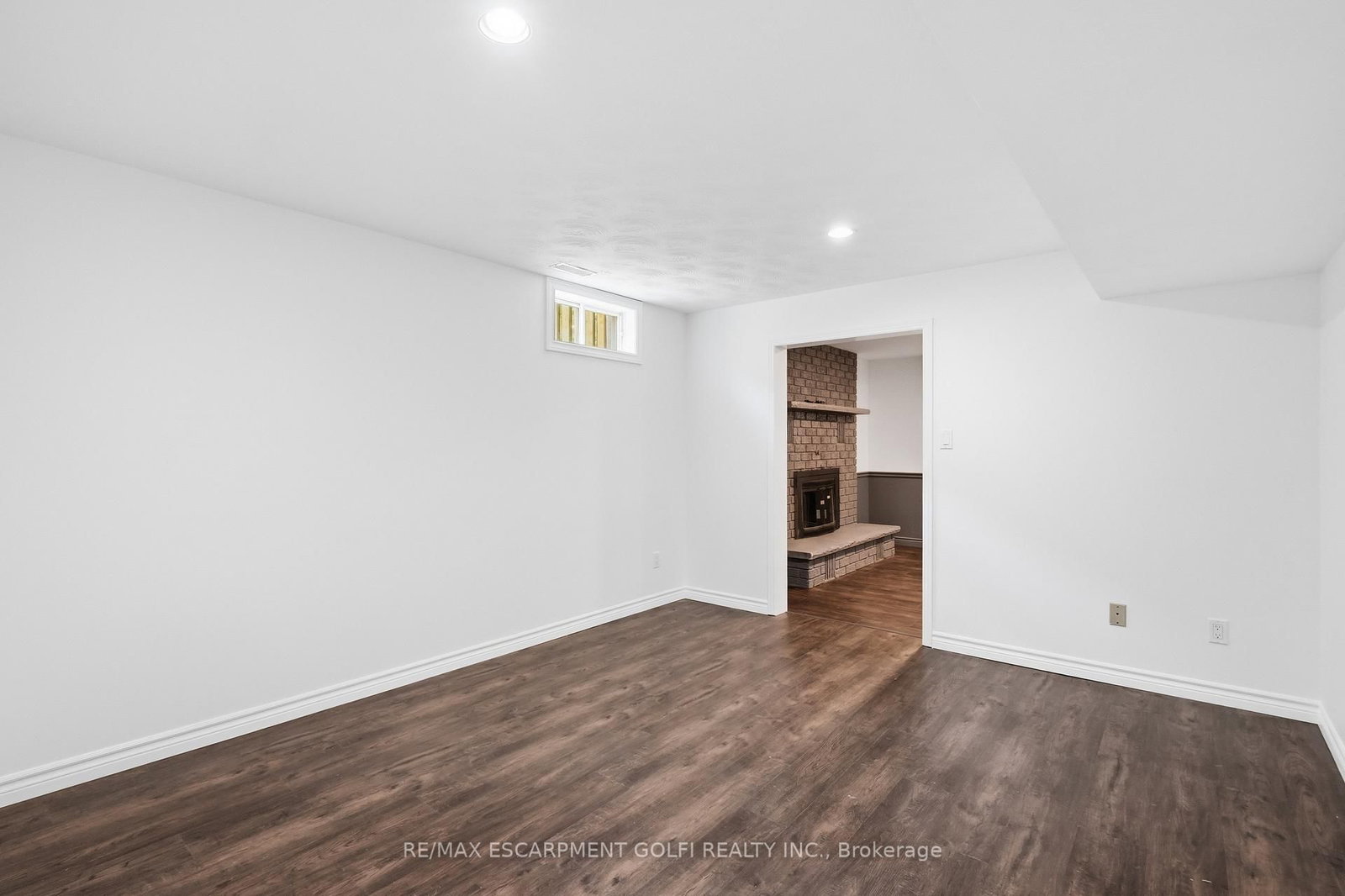 42 Fox Run • Brantford, ON photo 19