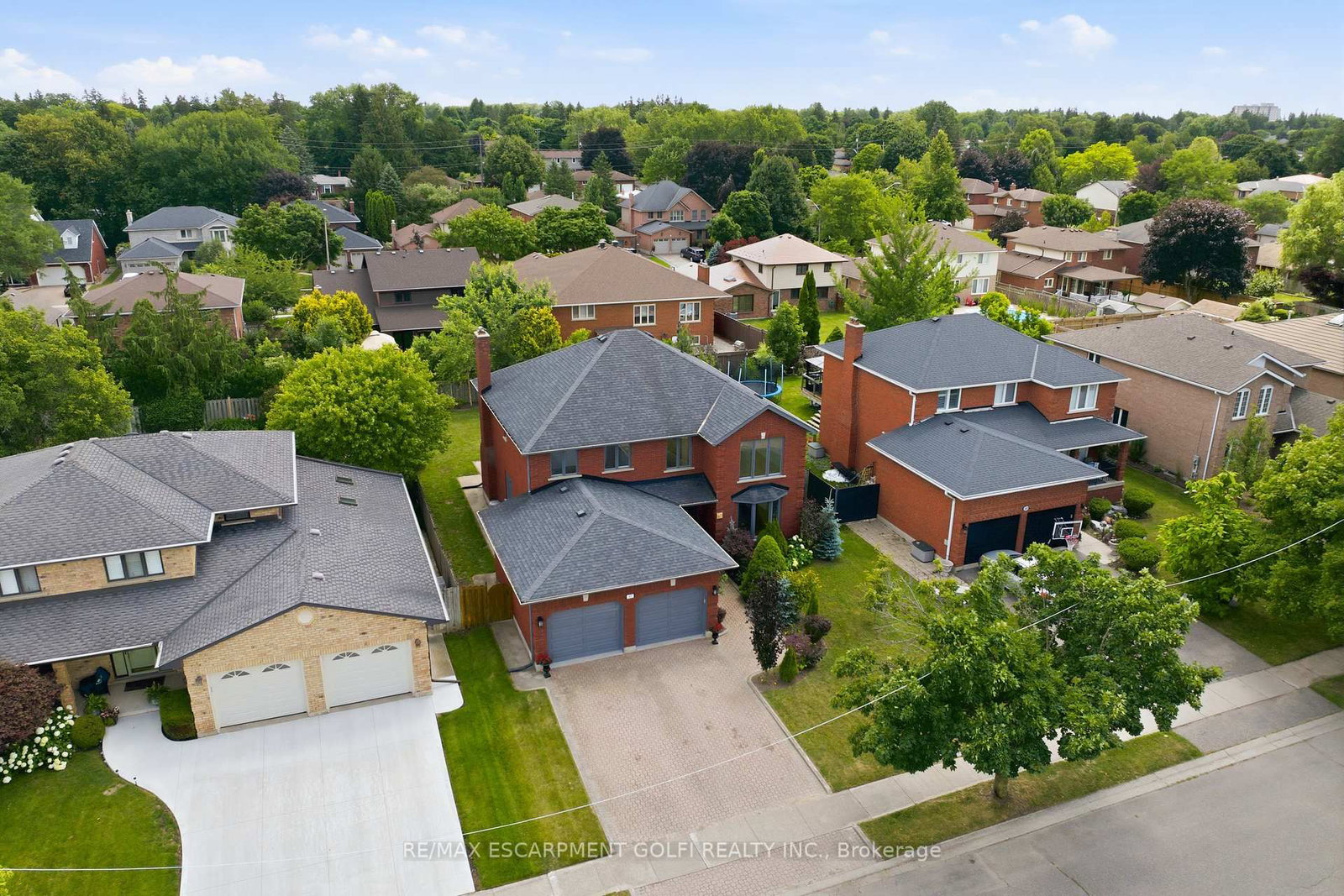 42 Fox Run • Brantford, ON photo 28