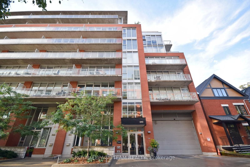 home for lease on 627-349 Mcleod Street