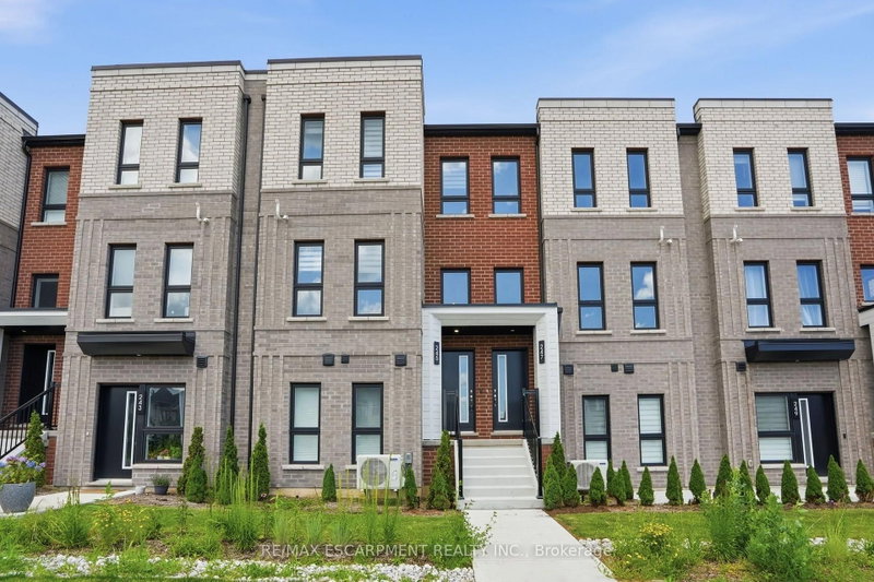 245 Burke St, Hamilton, Ontario