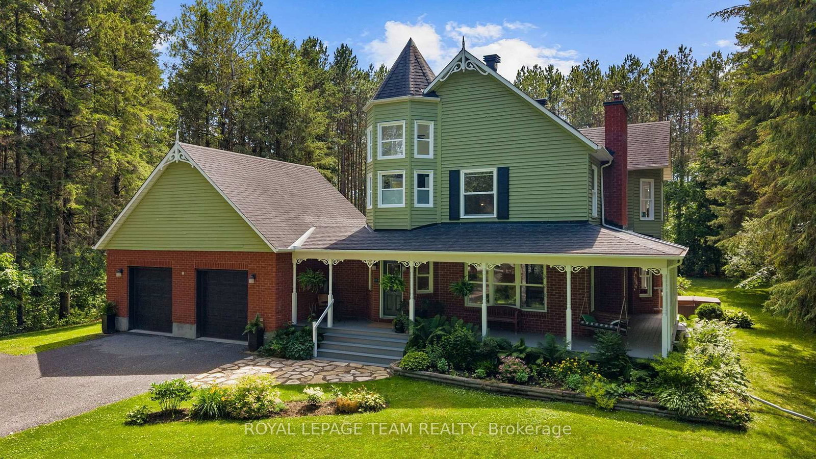 28 Kimini Drive • Ottawa, ON photo 1