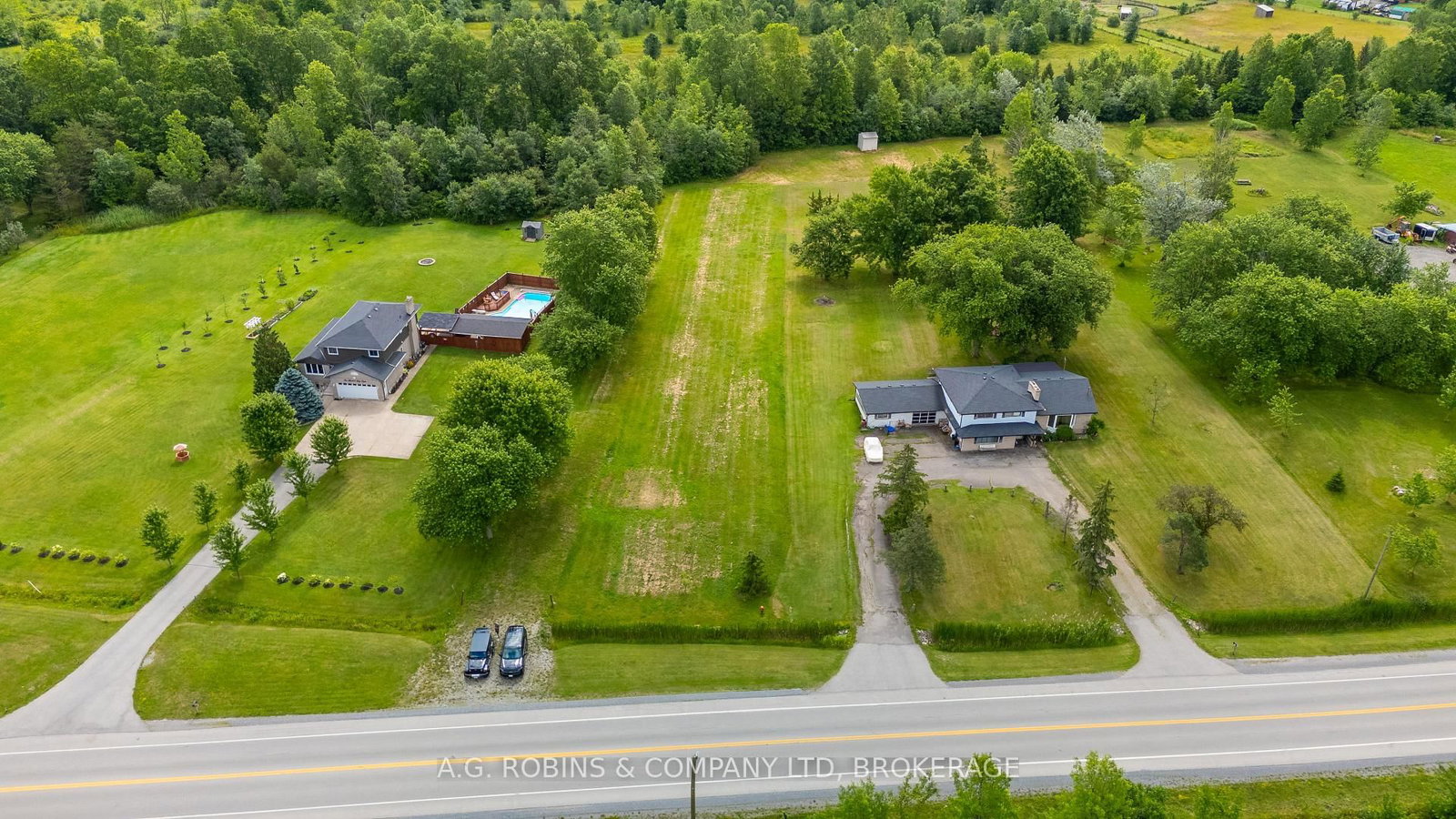 138 Moyer Road • Welland, ON photo 1