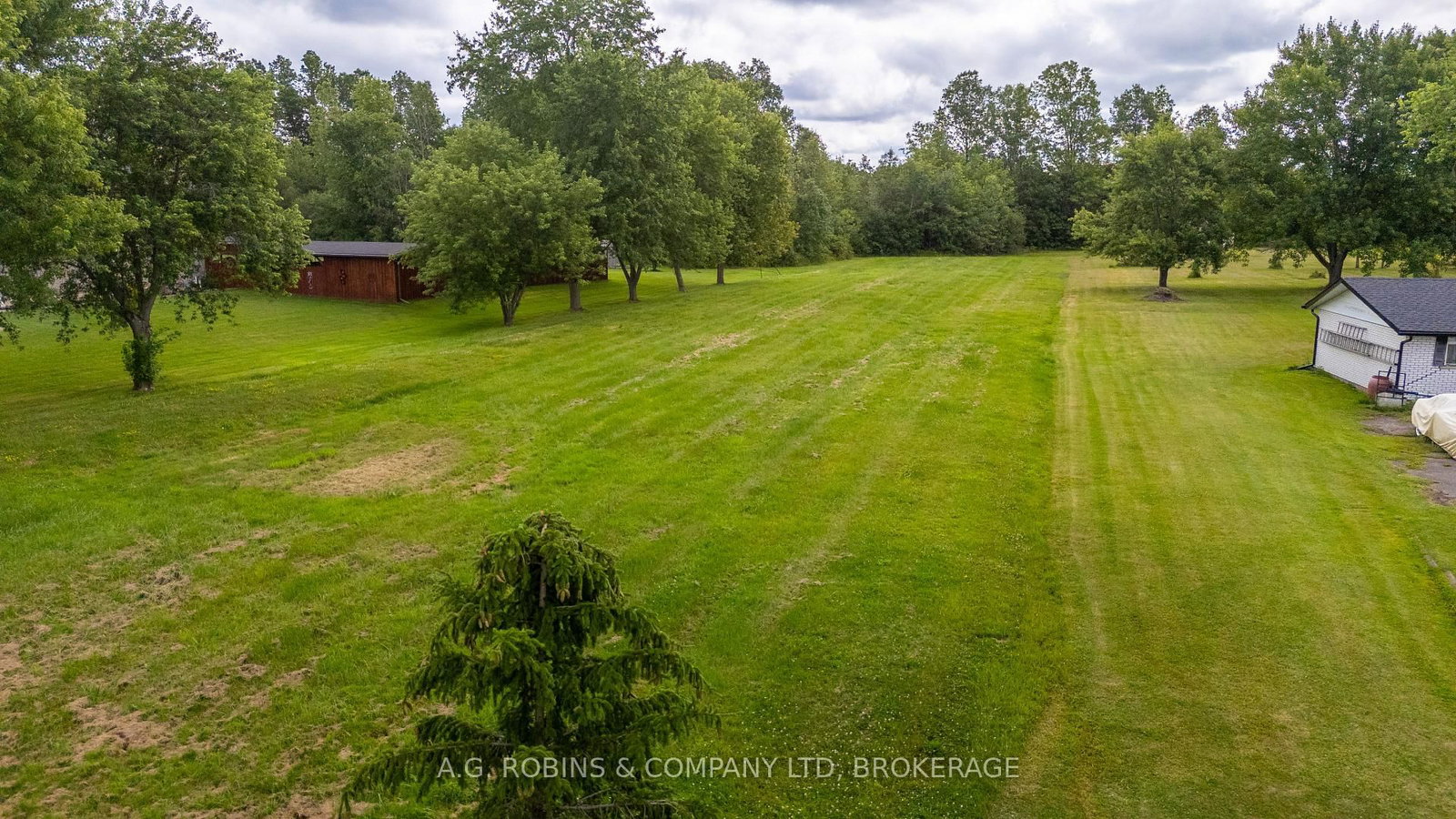 138 Moyer Road • Welland, ON photo 5