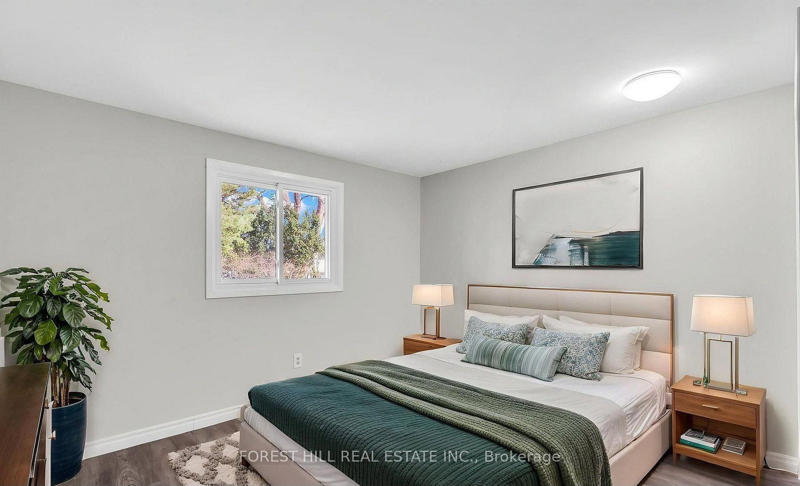 Room 1 - 115 Amberly Boulevard, Hamilton 5