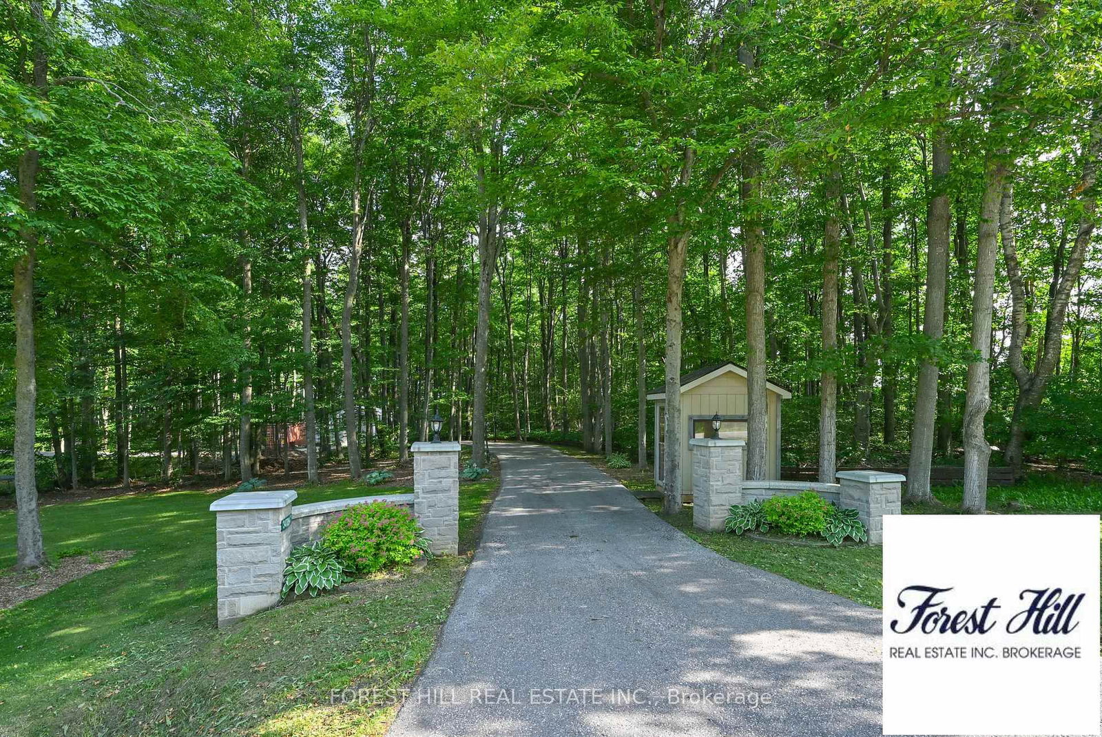 347094 Mono Centre Road • Mono, ON photo 3
