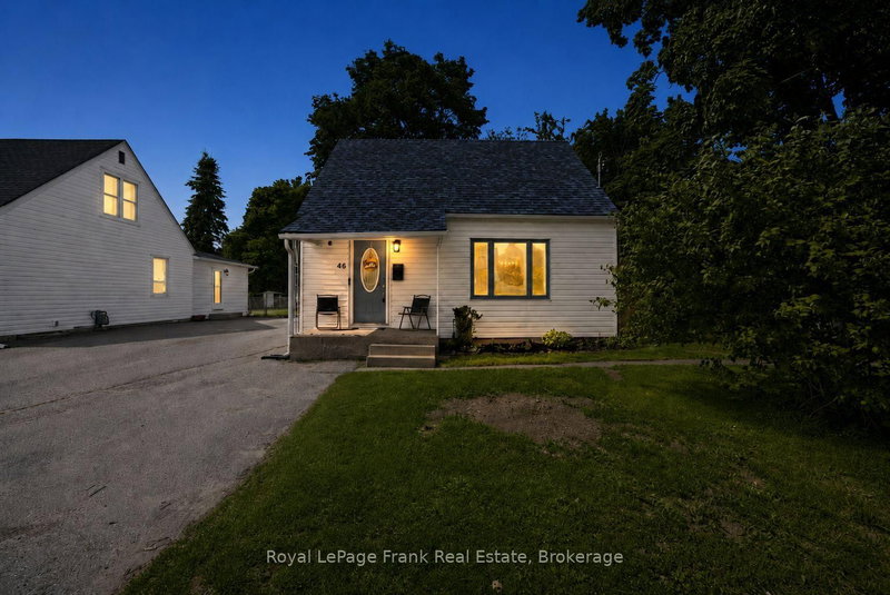 home for sale on 46 Durham Street E