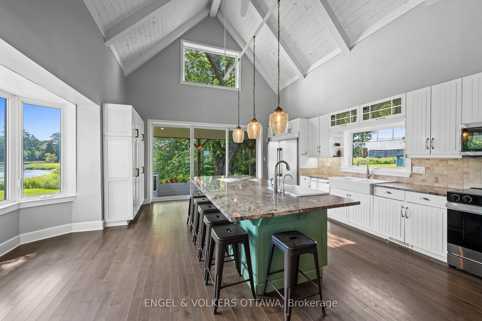 6548 Carp Road • Kinburn, ON photo 11