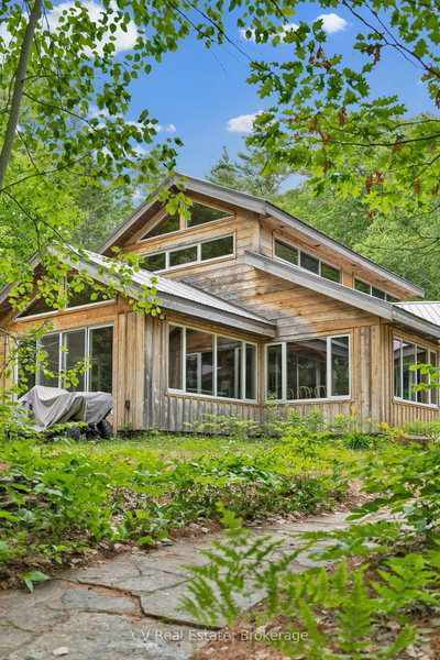 11165 Kushog-North • Algonquin Highlands, ON photo 8