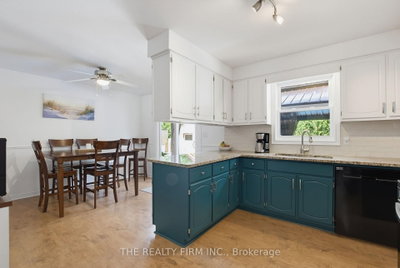 493 Maple Street • Strathroy-Caradoc, ON photo 9