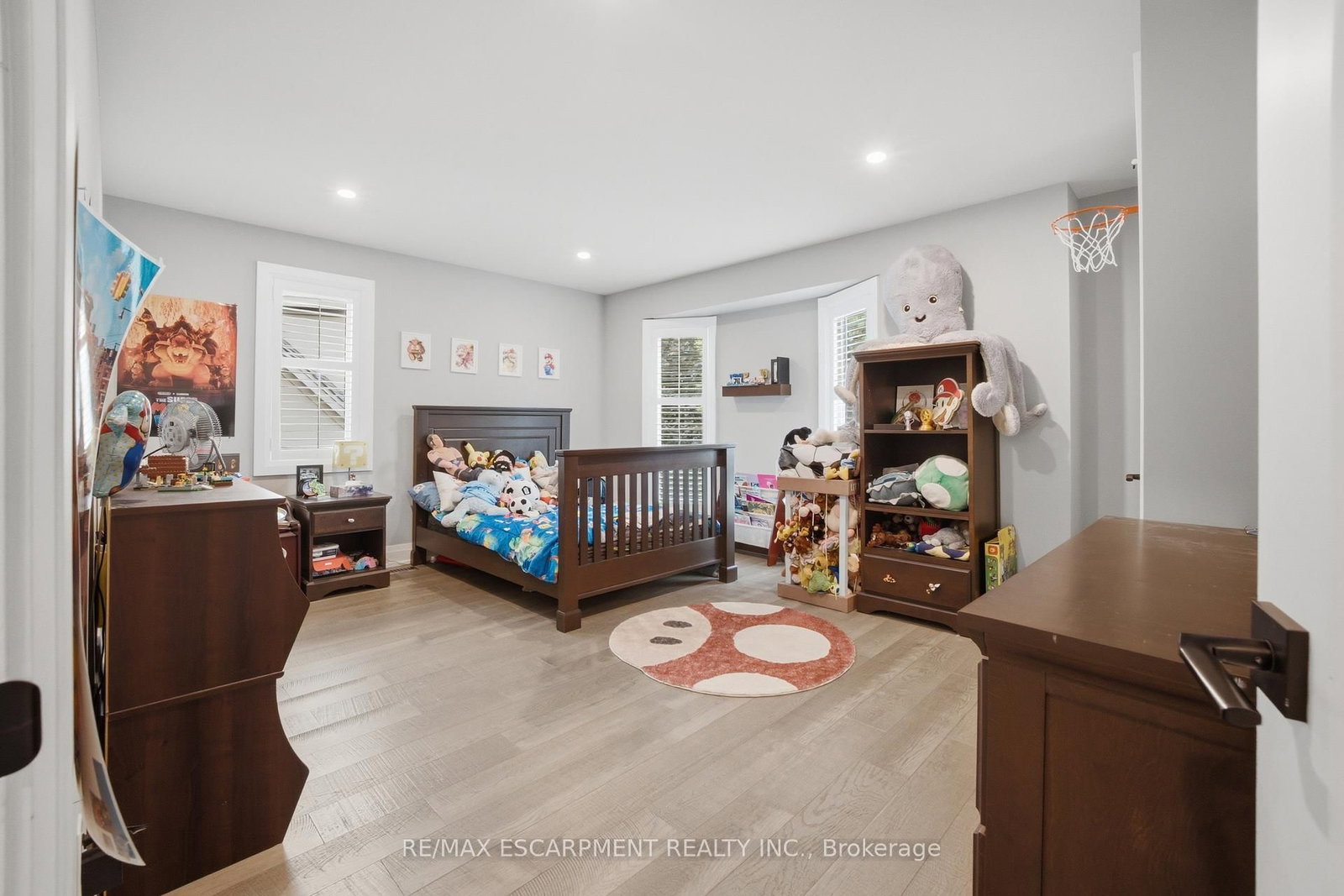 81 Flanders Drive • Hamilton, ON photo 27