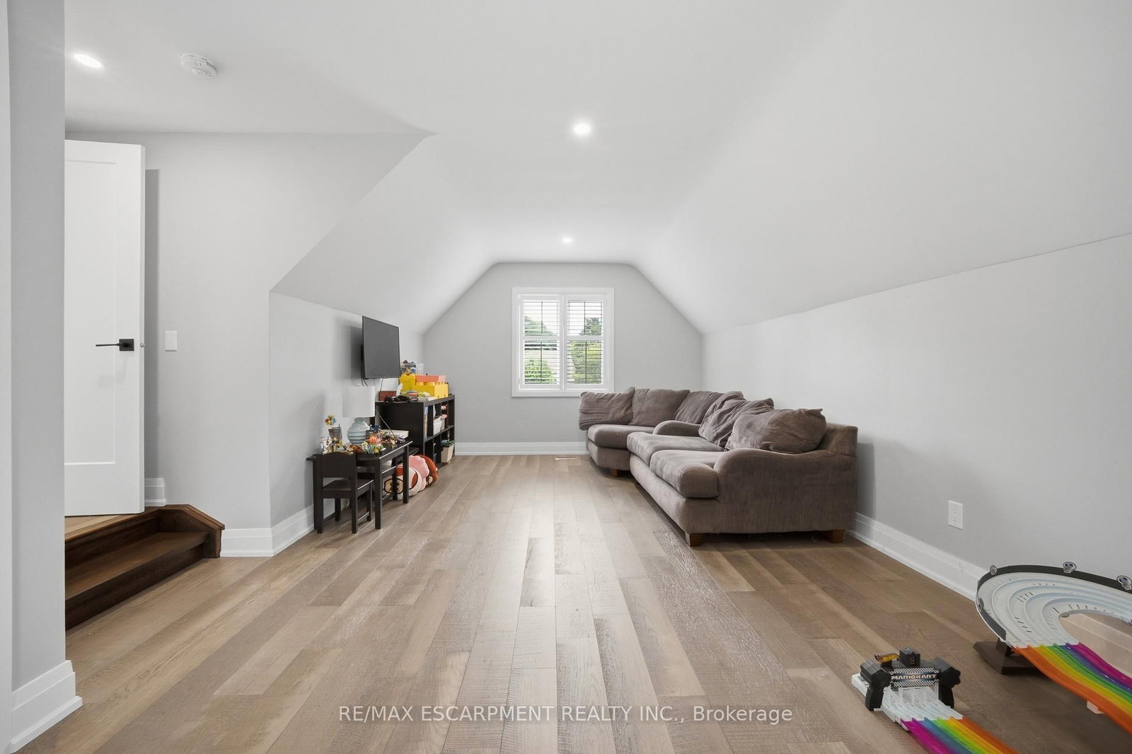 81 Flanders Drive • Hamilton, ON photo 28