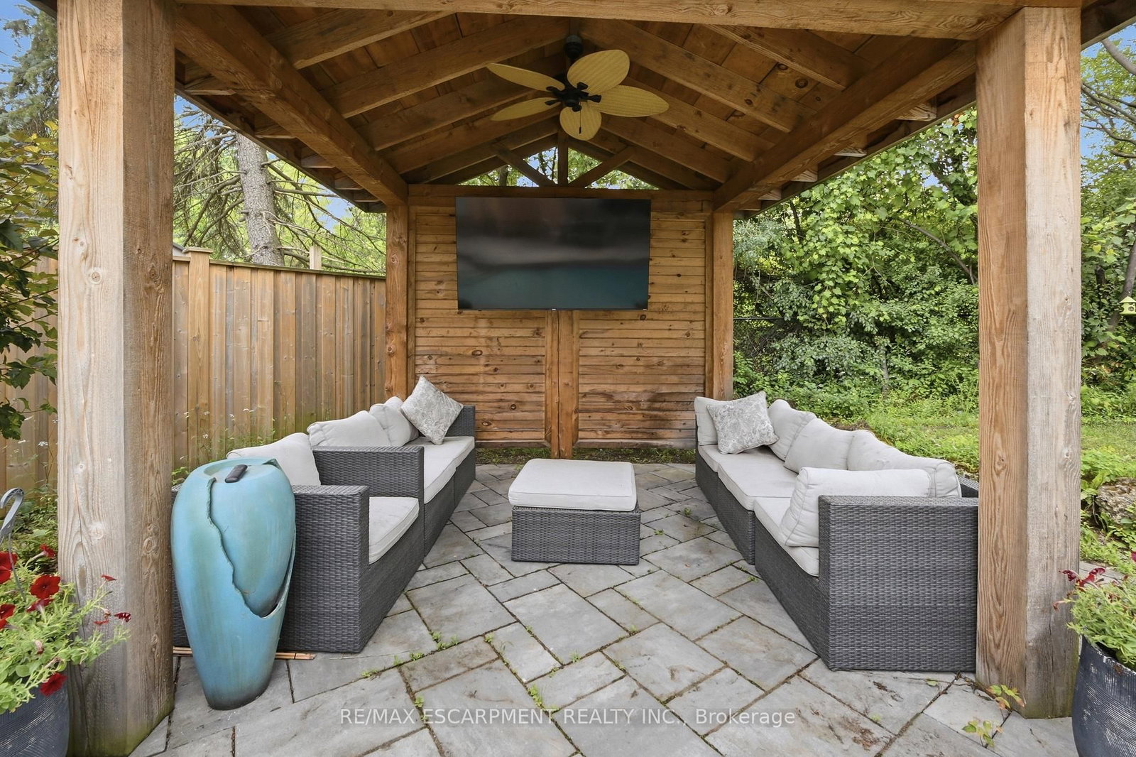 81 Flanders Drive • Hamilton, ON photo 37