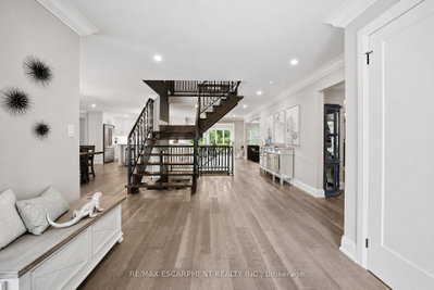 81 Flanders Drive • Hamilton, ON photo 5
