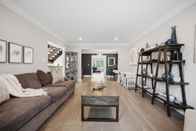 81 Flanders Drive • Hamilton, ON photo 9
