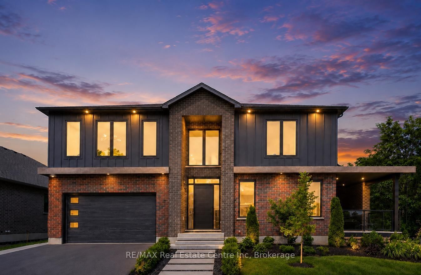 11 CHERRYWOOD Lane • Centre Wellington, ON photo 1