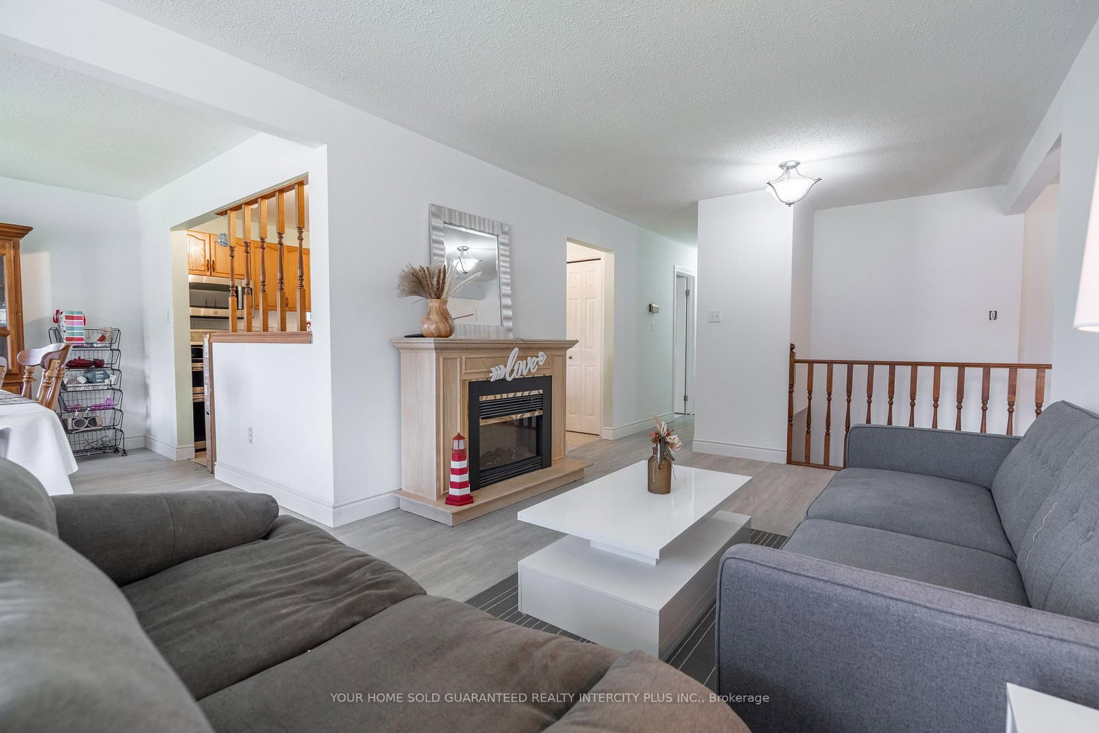 19 Windsor Drive — photo 5