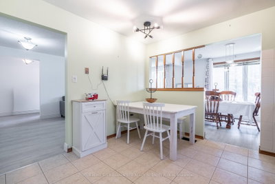 19 Windsor Drive • Brant, ON photo 8