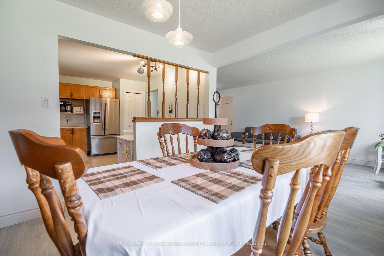 19 Windsor Drive • Brant, ON photo 9