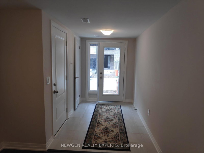 711 - 585 Colborne Street E
