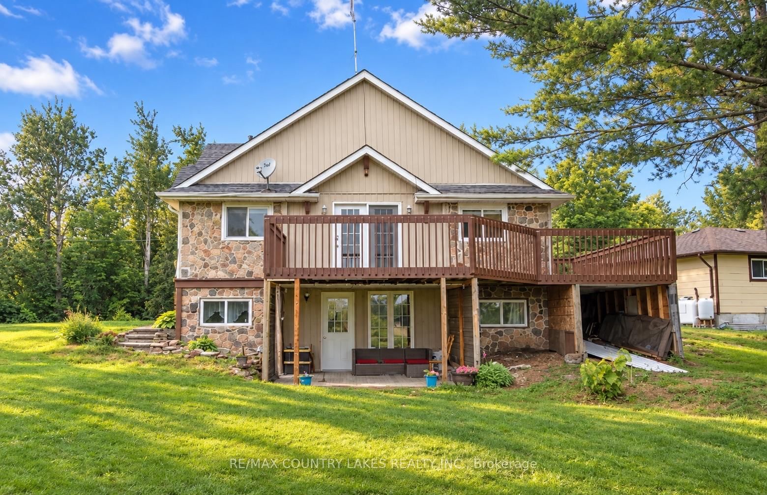 16 Hummingbird Lane • Kawartha Lakes, ON photo 2