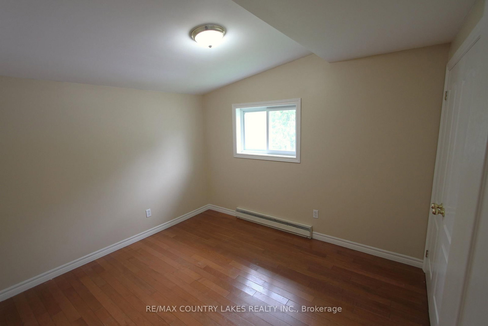 16 Hummingbird Lane • Kawartha Lakes, ON photo 12