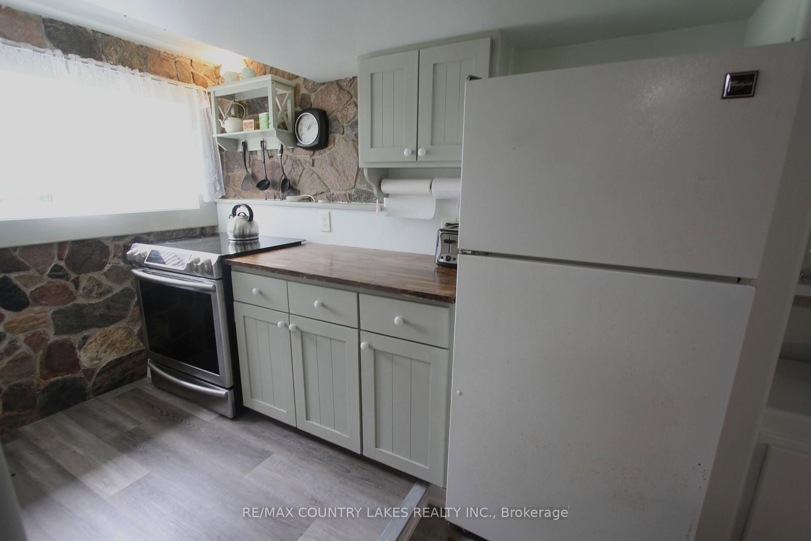 16 Hummingbird Lane • Kawartha Lakes, ON photo 17