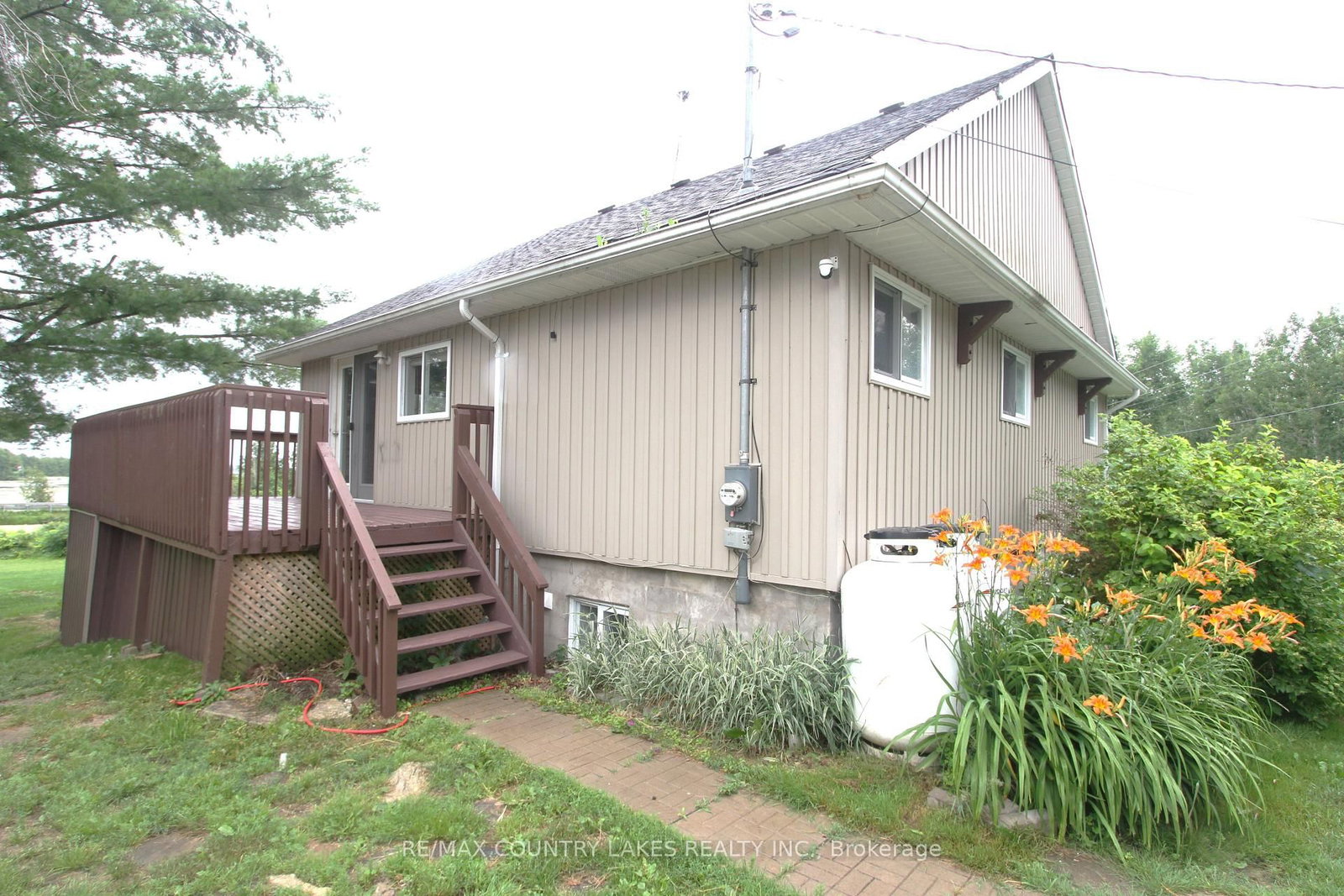 16 Hummingbird Lane • Kawartha Lakes, ON photo 5