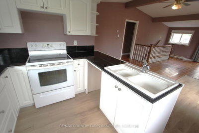 16 Hummingbird Lane • Kawartha Lakes, ON photo 8