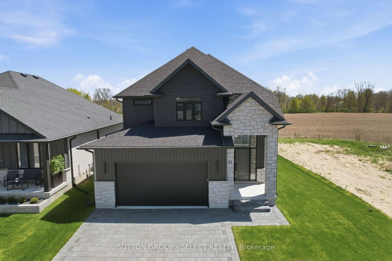 58 Briscoe Crescent