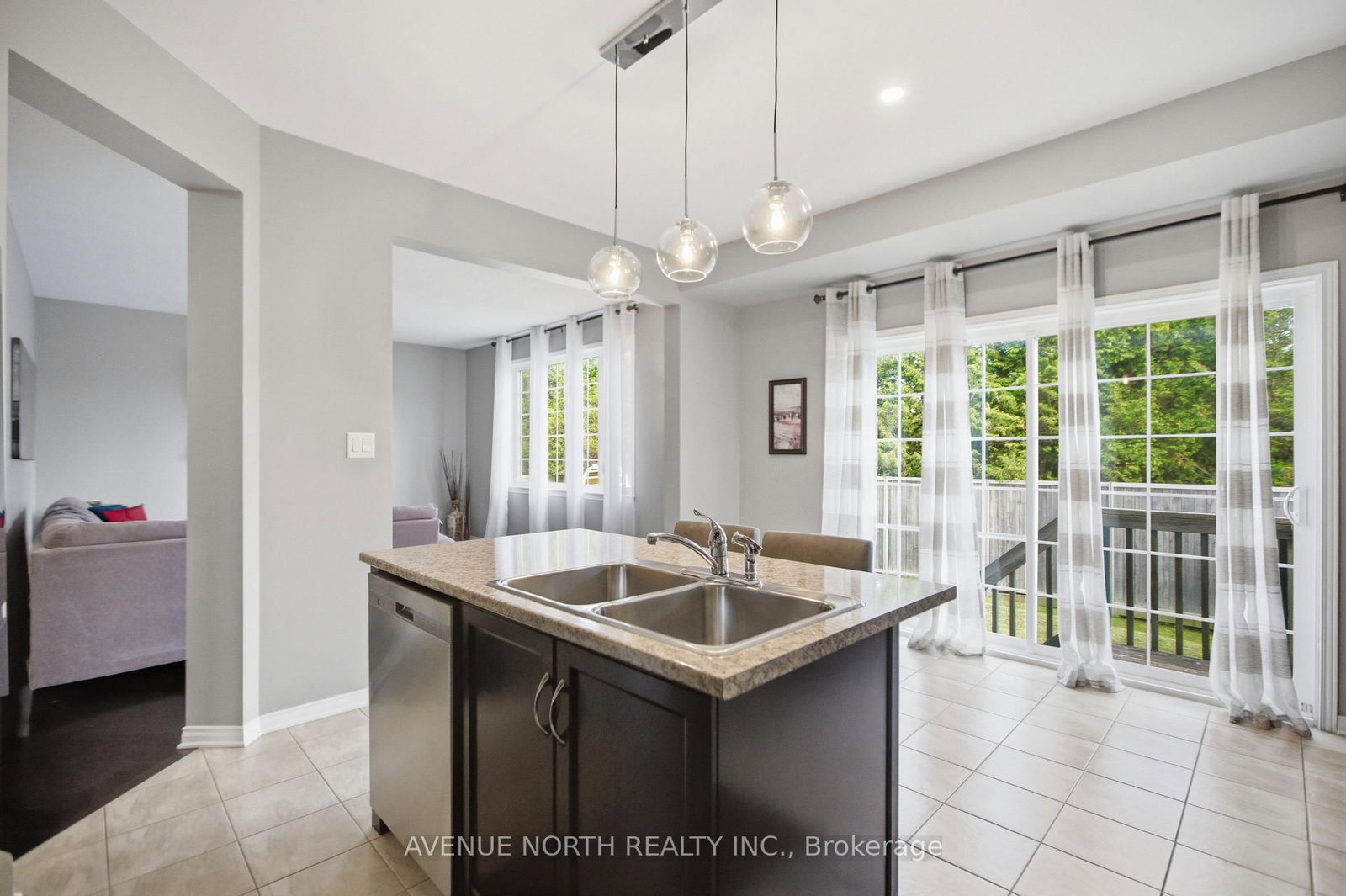 112 Sunita Crescent • Ottawa, ON photo 17