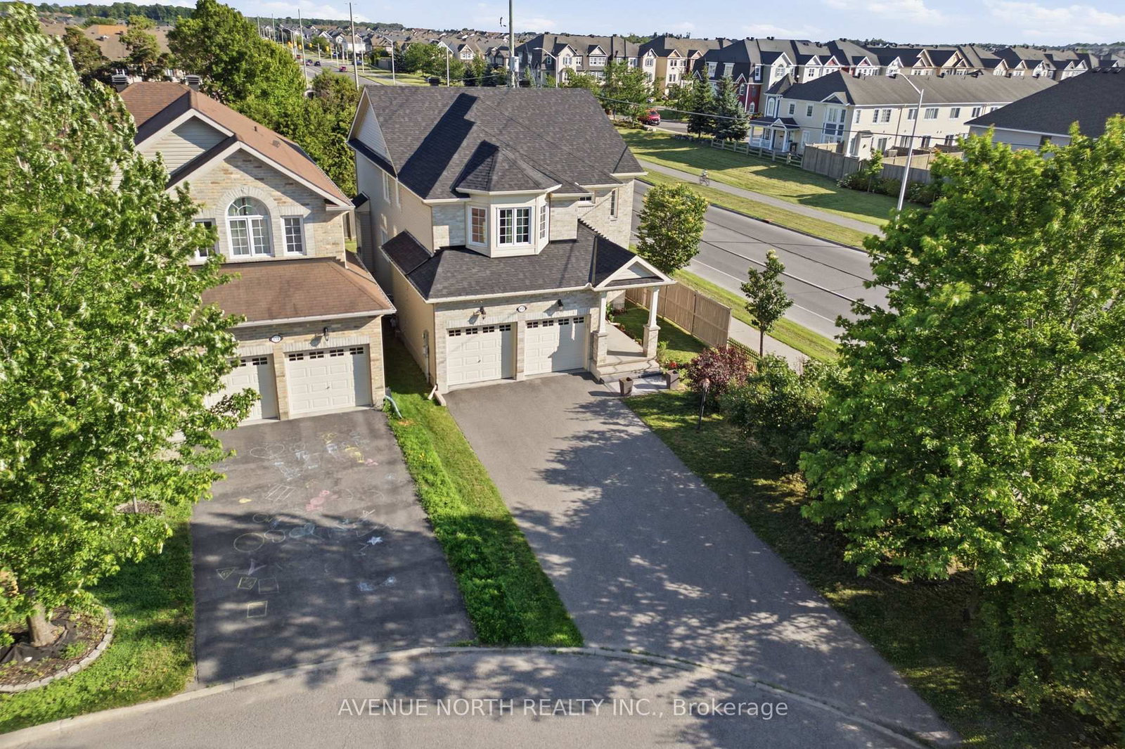 112 Sunita Crescent • Ottawa, ON photo 4