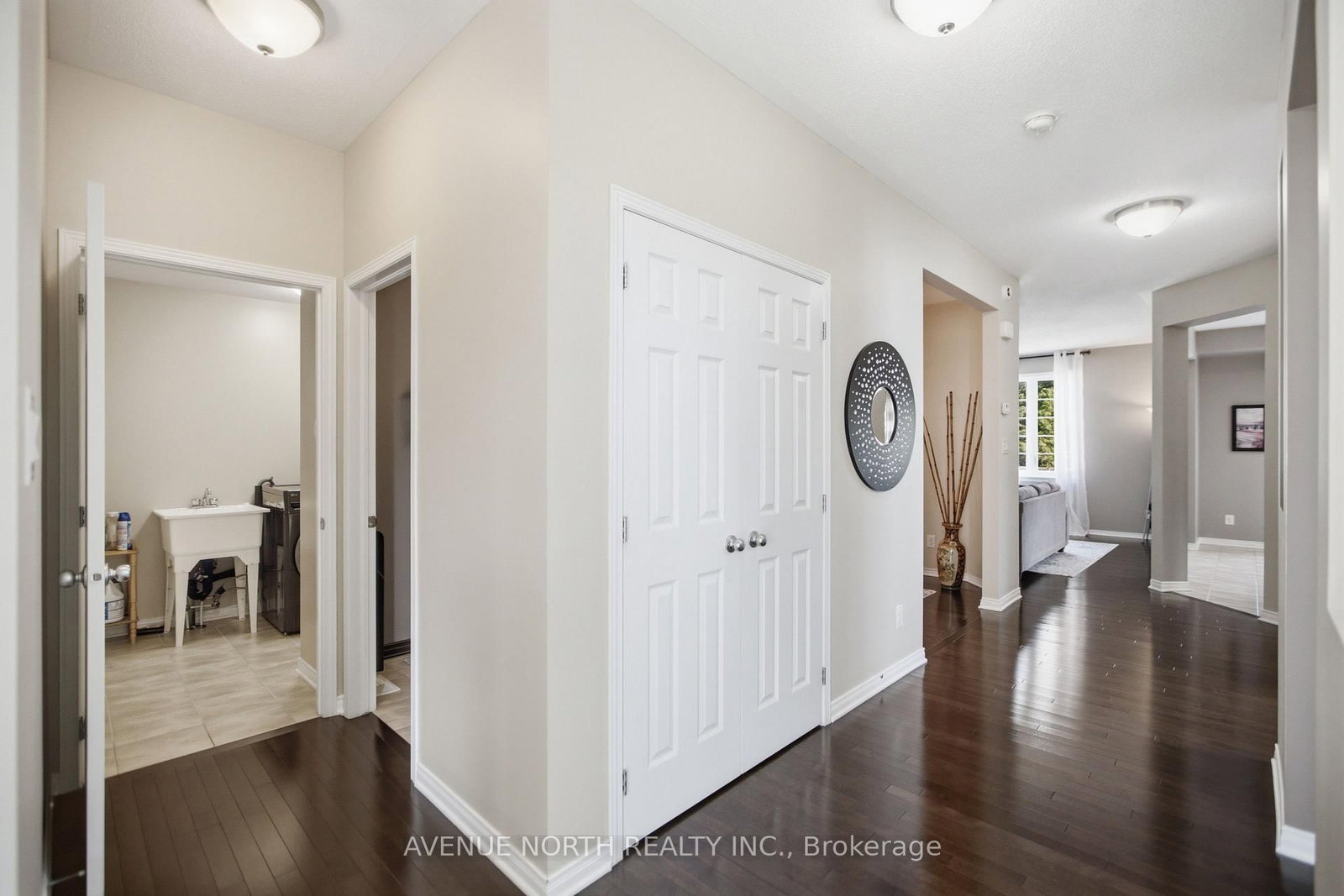 112 Sunita Crescent • Ottawa, ON photo 7