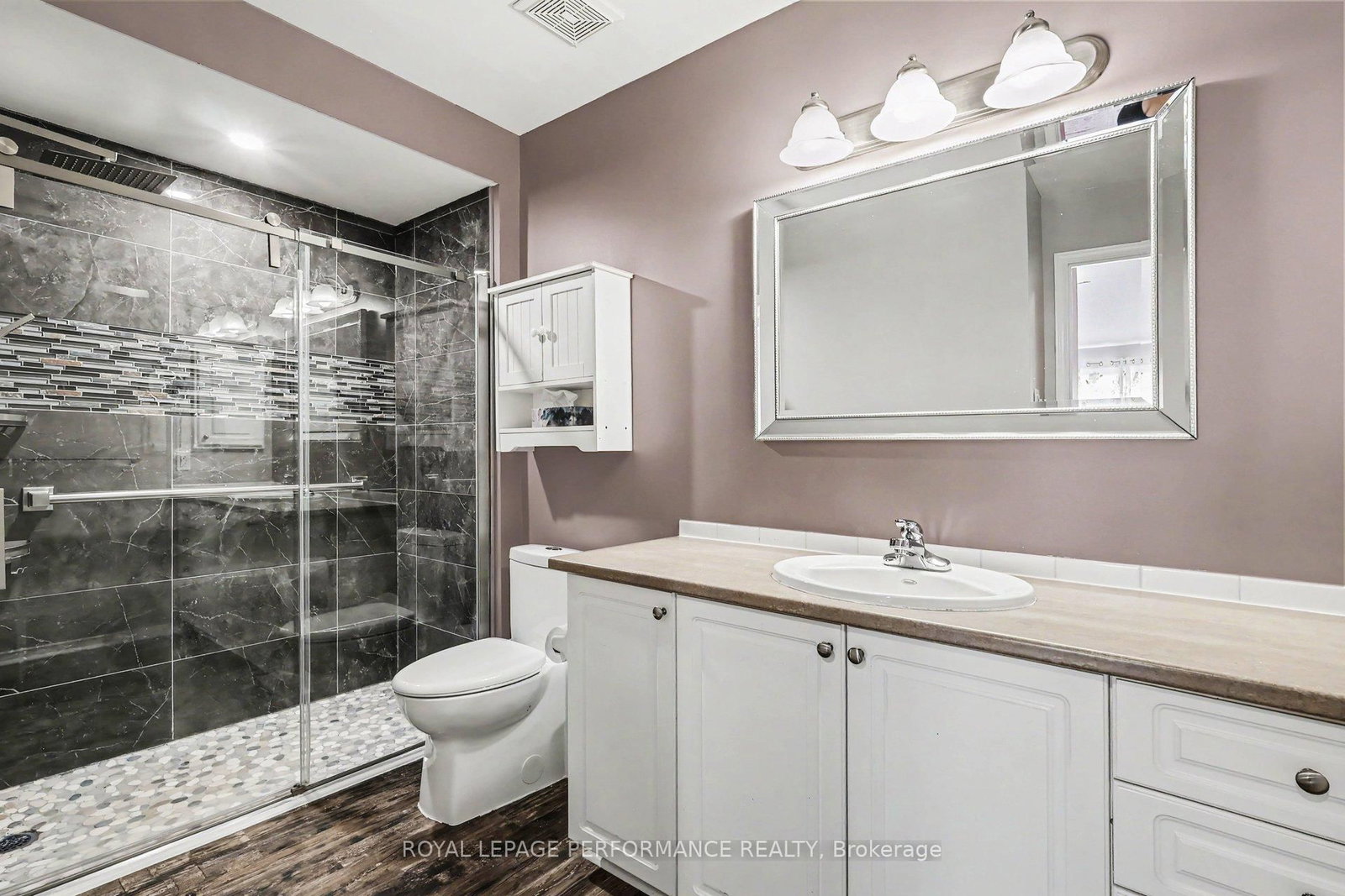 2110 Ricardo Street • Ottawa, ON photo 22